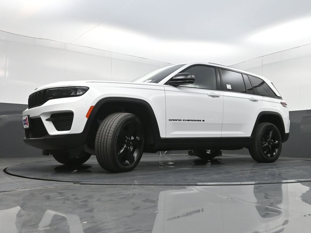 2023 Jeep Grand Cherokee Altitude - Photo 29