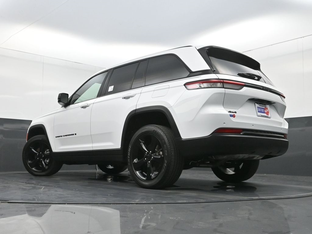2023 Jeep Grand Cherokee Altitude - Photo 31