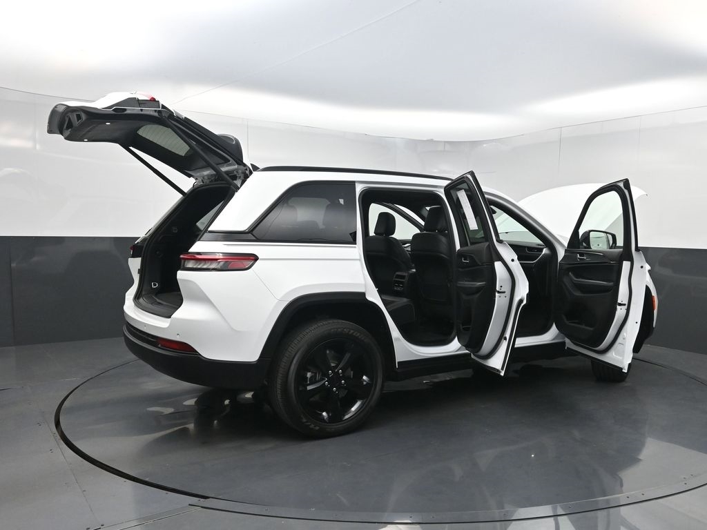 2023 Jeep Grand Cherokee Altitude - Photo 41