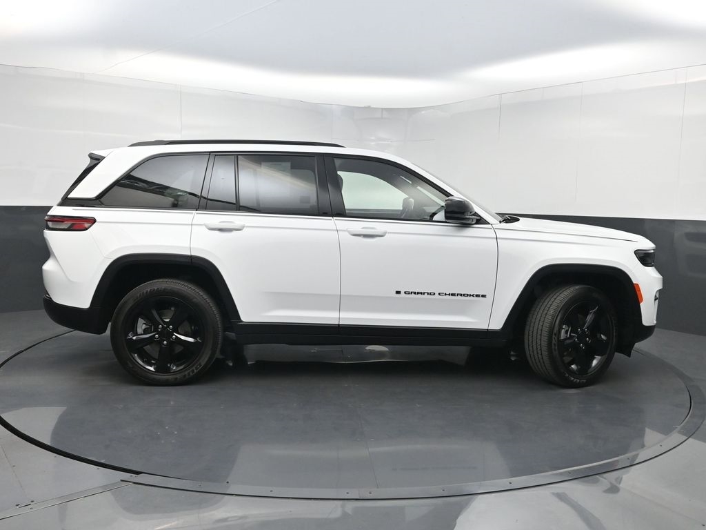 2023 Jeep Grand Cherokee Altitude - Photo 45