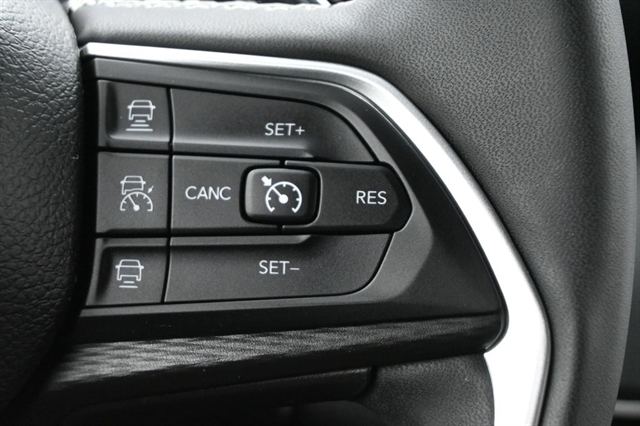2023 Jeep Grand Cherokee Altitude - Photo 10