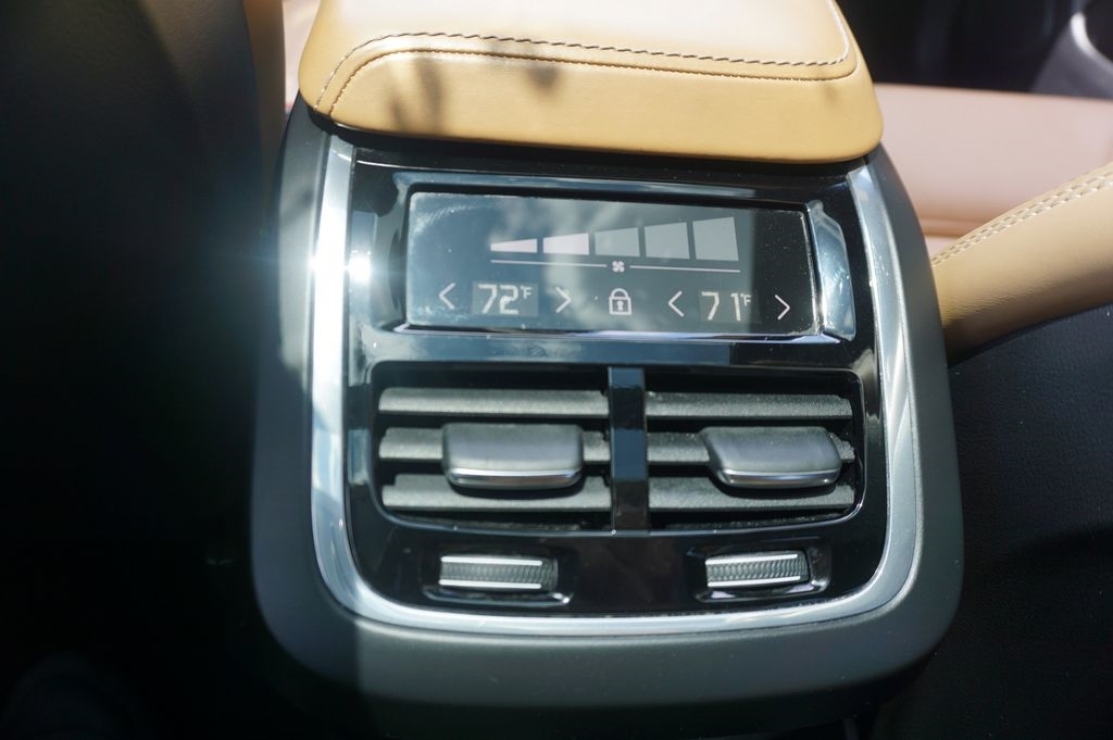 2020 Volvo XC60 Inscription - Photo 15