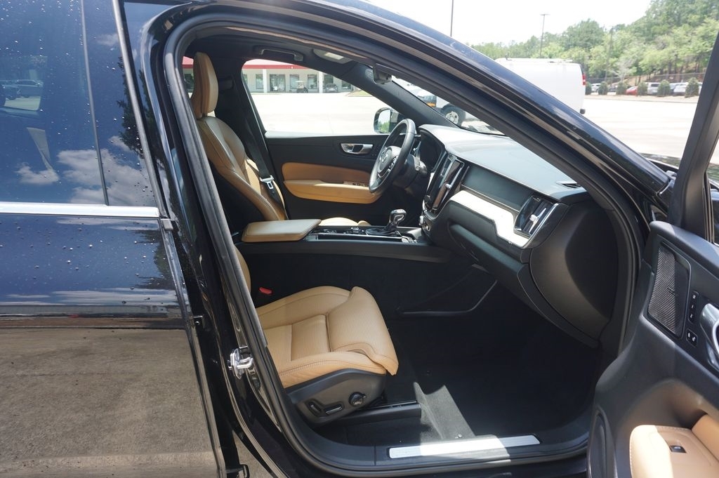 2020 Volvo XC60 Inscription - Photo 17