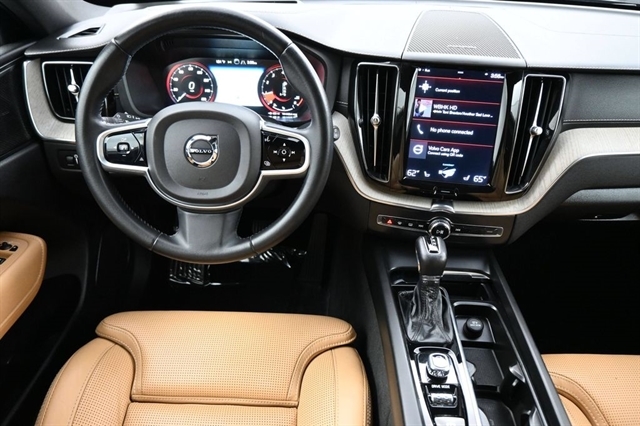 2020 Volvo XC60 Inscription - Photo 9