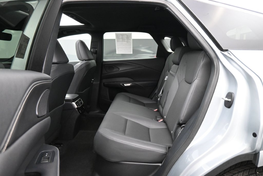 2023 Lexus RX 350 - Photo 17