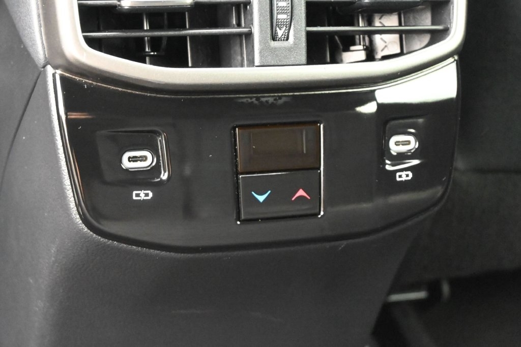 2023 Lexus RX 350 - Photo 18