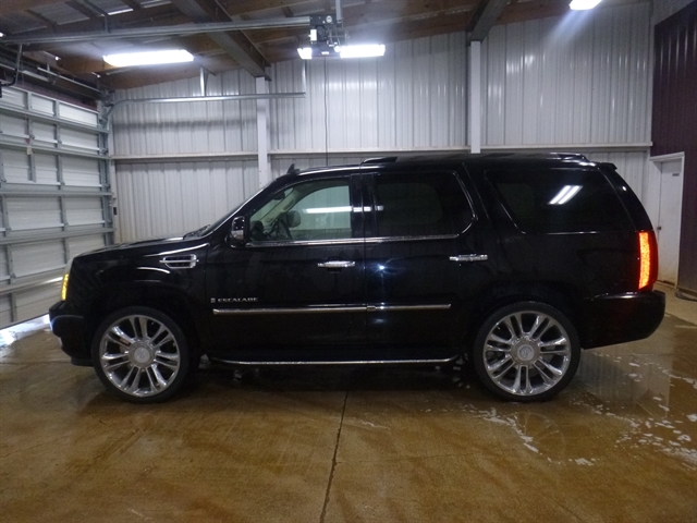 Stock D244rhhk Used 2008 Cadillac Escalade Bedford