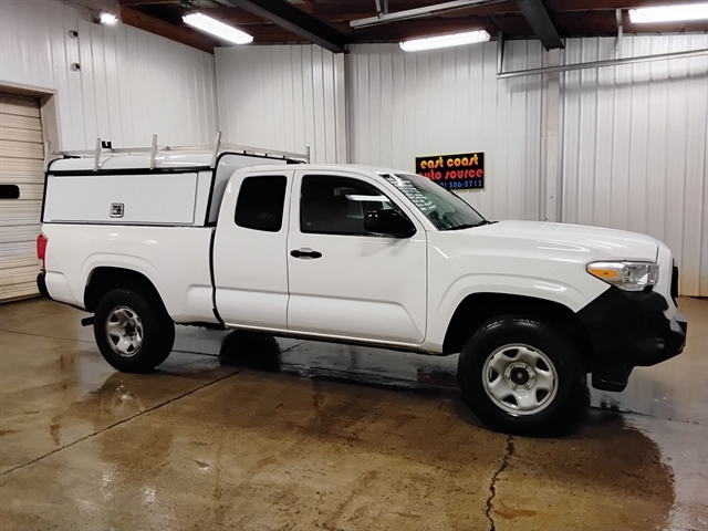 2021 Toyota Tacoma SR photo 2