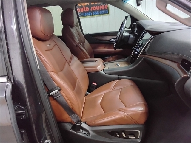 2015 Cadillac Escalade ESV Luxury photo 14