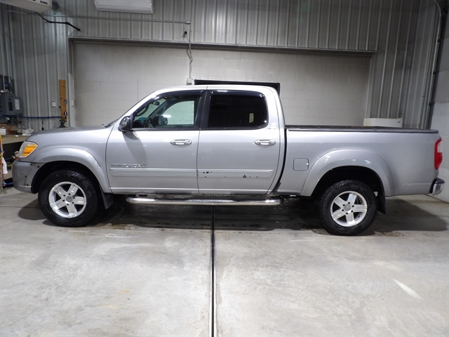 2005 Toyota Tundra SR5's photo