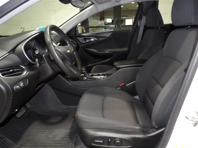 2023 Chevrolet Malibu 1LT - Photo 6