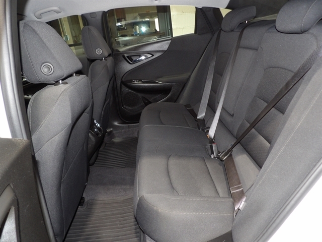 2023 Chevrolet Malibu 1LT - Photo 7