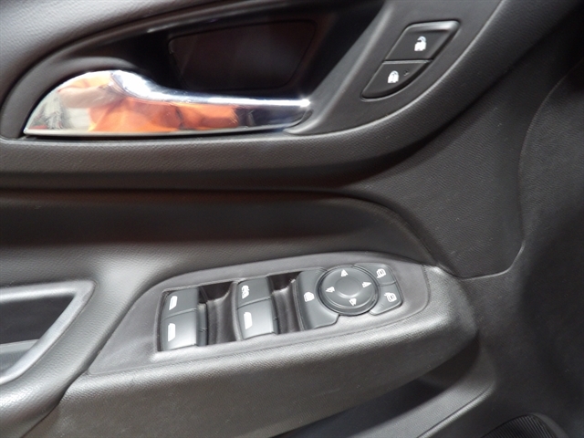 2019 Chevrolet Equinox LT - Photo 9