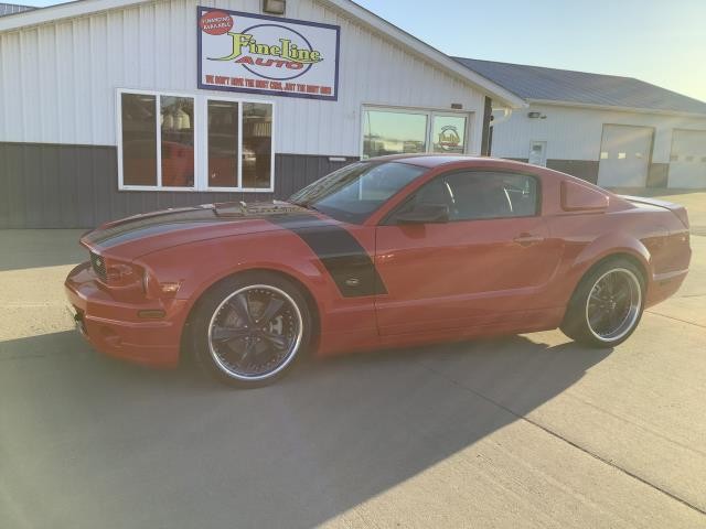 2006 Ford Mustang GT Premium's photo