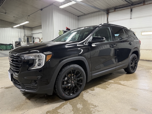 2023 GMC Terrain SLT's photo
