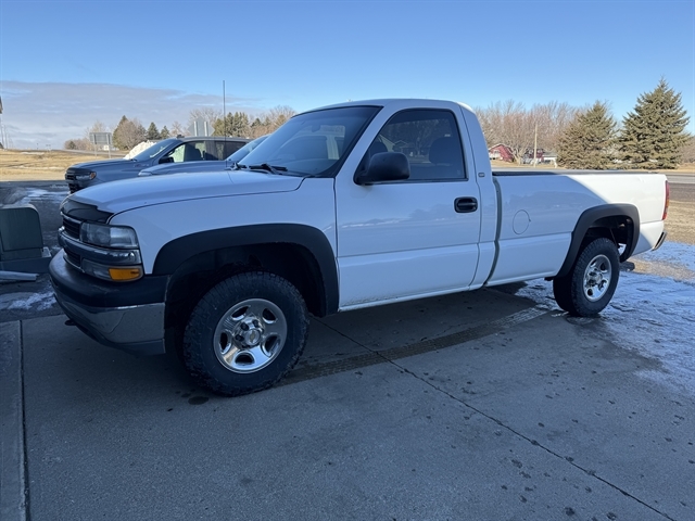 2001 Chevrolet Silverado LS