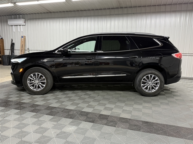 2023 Buick Enclave Essence AWD's photo