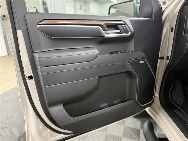 2026 Chevrolet Silverado 1500 RST - Photo 9