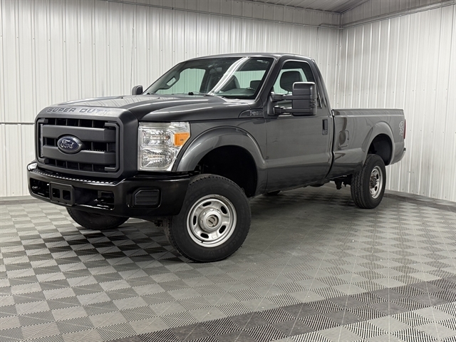 2015 Ford F-250 XLT 4x4 Regular Cab's photo