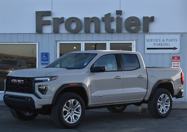 2026 GMC Canyon Elevation's photo