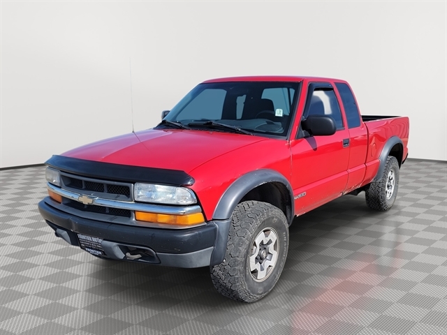 2000 Chevrolet S-10 LS