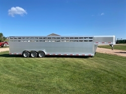 2025 SOONER 7.6X32 STOCK TRAILER