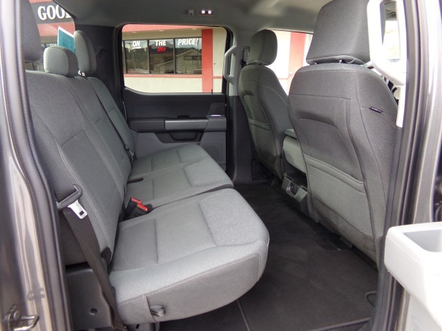 2025 Ford F-150 XLT - Photo 19