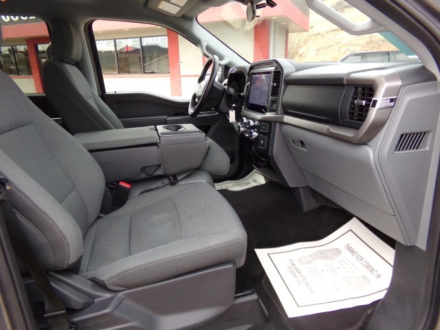 2025 Ford F-150 XLT - Photo 20