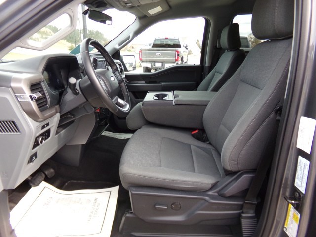 2025 Ford F-150 XLT - Photo 22