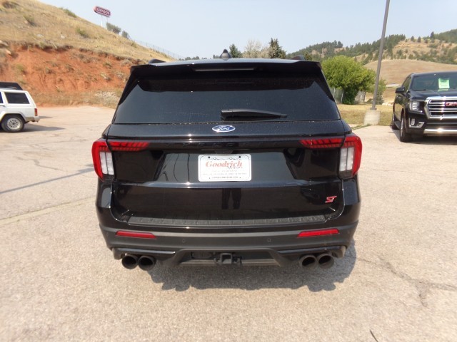 2025 Ford Explorer ST - Photo 7