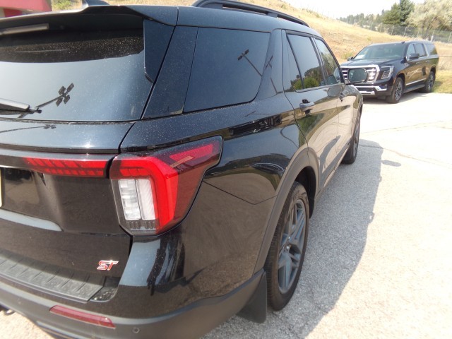 2025 Ford Explorer ST - Photo 9