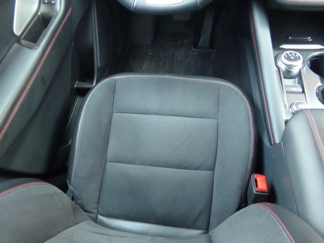 2025 Ford Explorer ST - Photo 14