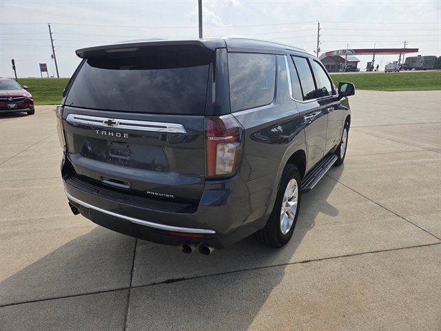 2021 Chevrolet Tahoe Premier photo 3