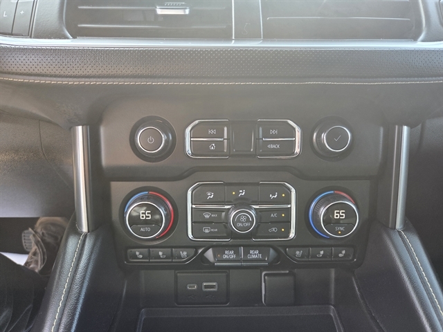 2021 Chevrolet Tahoe Premier photo 13