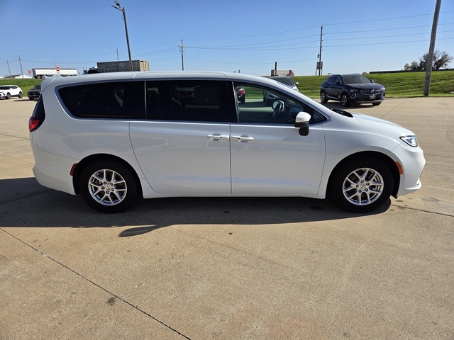 2023 Chrysler Pacifica