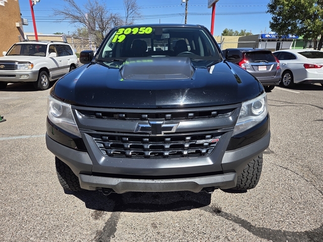 2019 Chevrolet Colorado ZR2 photo 3