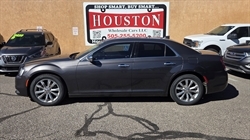 2018 Chrysler 300