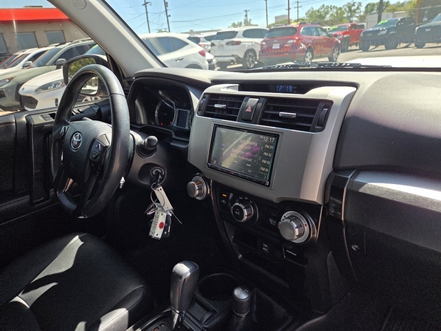 2016 Toyota 4Runner Trail Premium photo 4