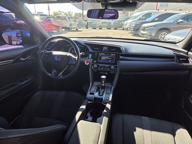 2020 Honda Civic Hatchback EX photo 4