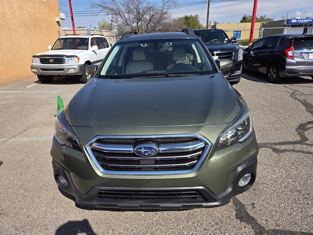 2019 Subaru Outback Premium photo 3