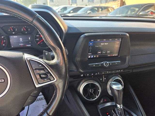 2020 Chevrolet Camaro 1LT photo 4