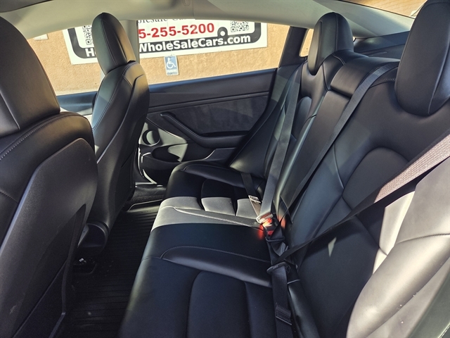 2021 Tesla Model 3 Long Range photo 4