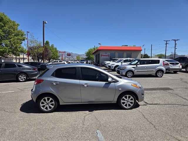 2014 Mazda Mazda2 Touring