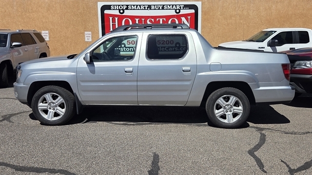 2011 Honda Ridgeline RTL w/Leather and Navi's photo