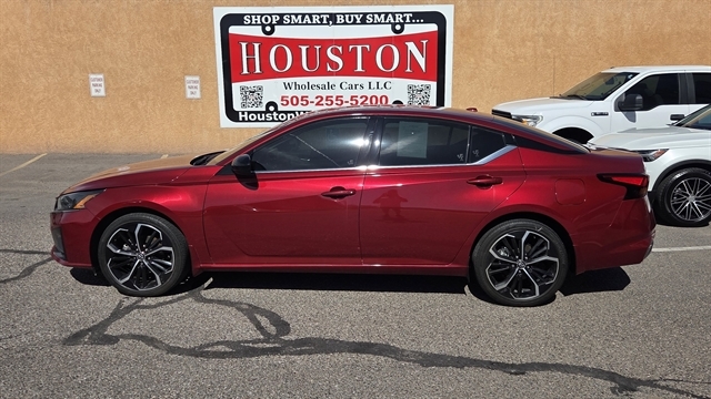 2024 Nissan Altima 2.5 SR AWD's photo