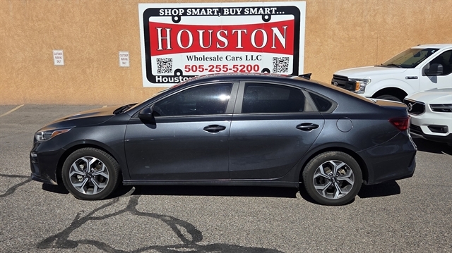 2020 Kia Forte LXS AT's photo