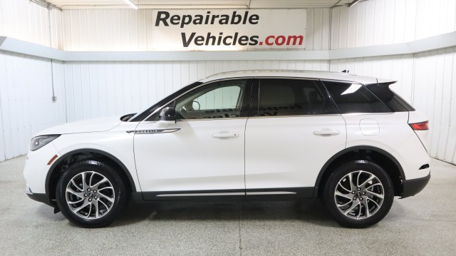 2022 Lincoln Corsair Base