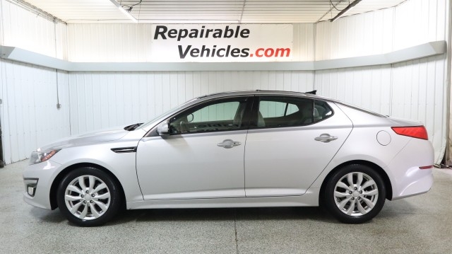 2015 Kia Optima EX AT's photo