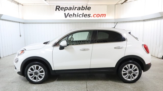 2017 FIAT 500X Lounge's photo