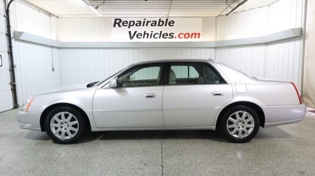 2011 Cadillac Dts
